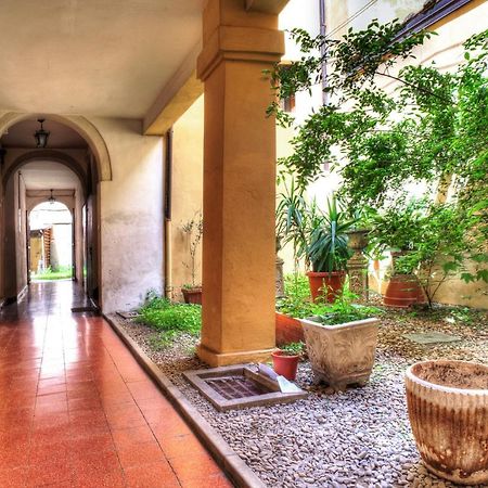 Bologna City Center Apartment By Wonderful Italy Extérieur photo